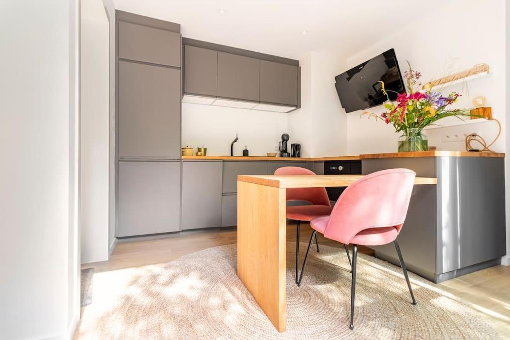 Luxe-Avontuur In Een Romantische Cabin In Het Bos Stekene Dış mekan fotoğraf
