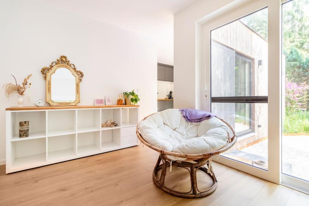 Luxe-Avontuur In Een Romantische Cabin In Het Bos Stekene Dış mekan fotoğraf